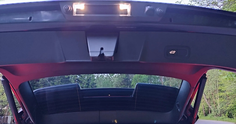 Volvo XC 40 cena 99900 przebieg: 182000, rok produkcji 2019 z Łazy małe 529